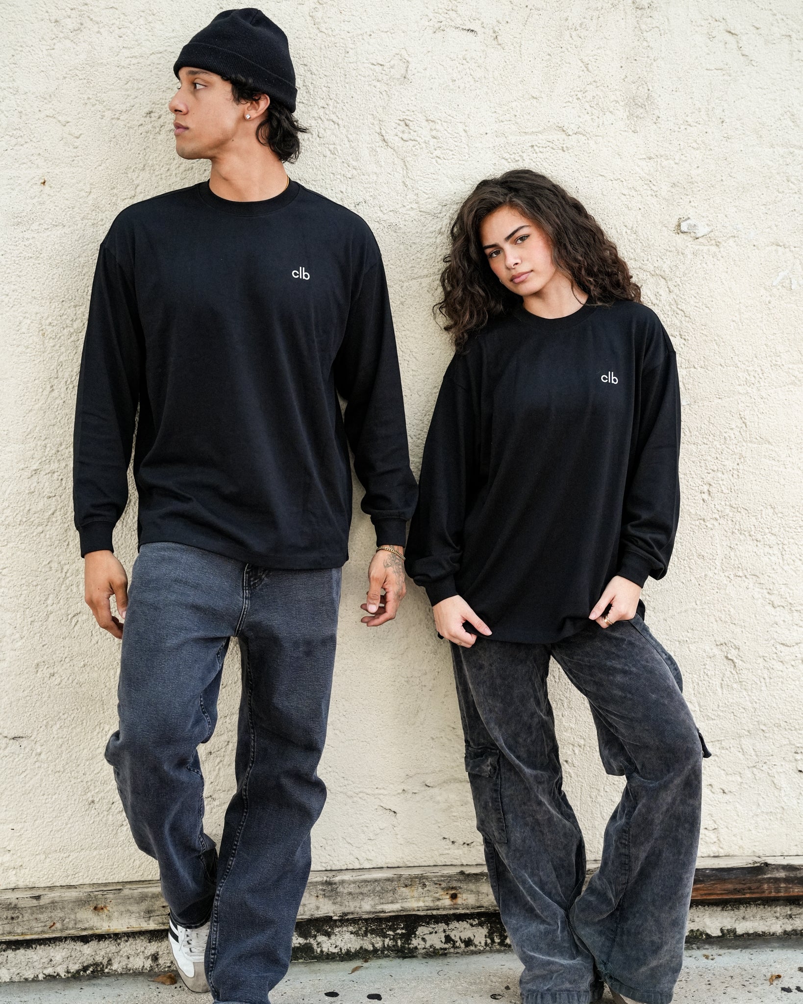 Essential Crew Neck Black